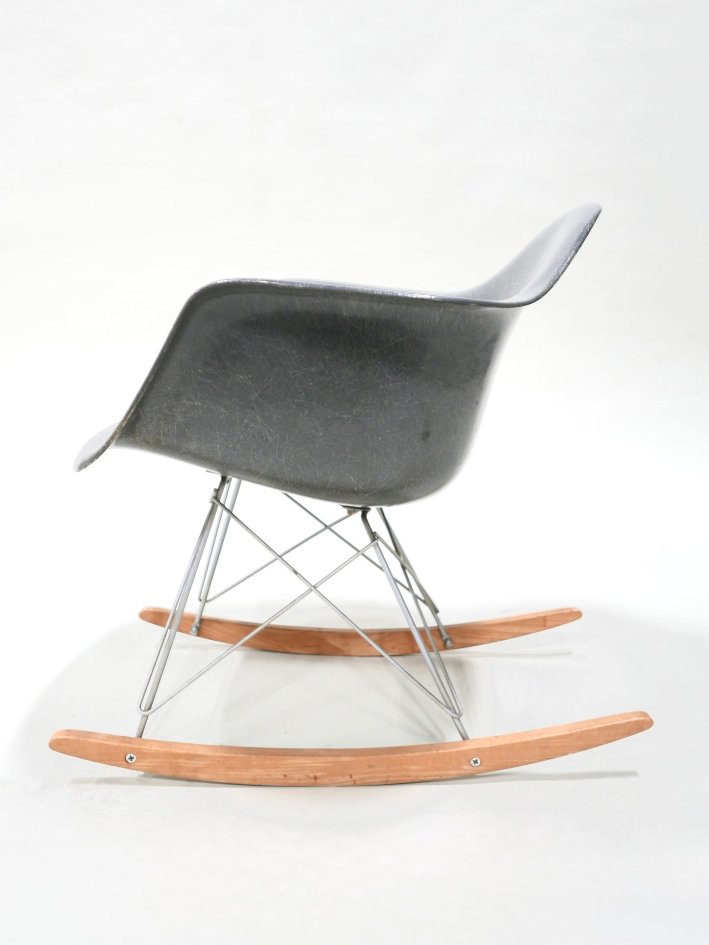 1950s Eames Rocking Armchair Elephant gray